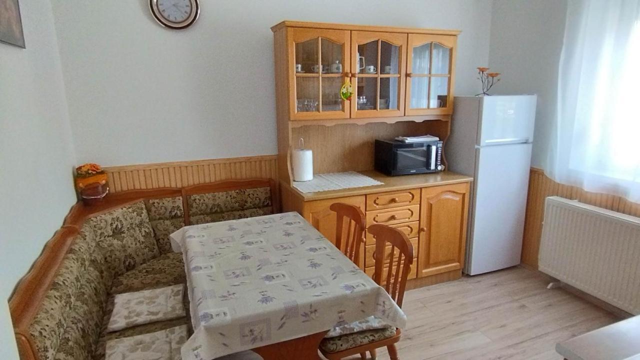 Lea Apartman Гаркань Екстер'єр фото
